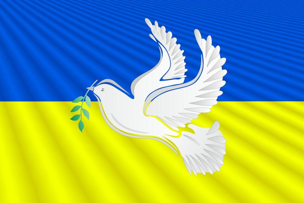 Glockenläuten und Schweigen für den Frieden in der Ukraine